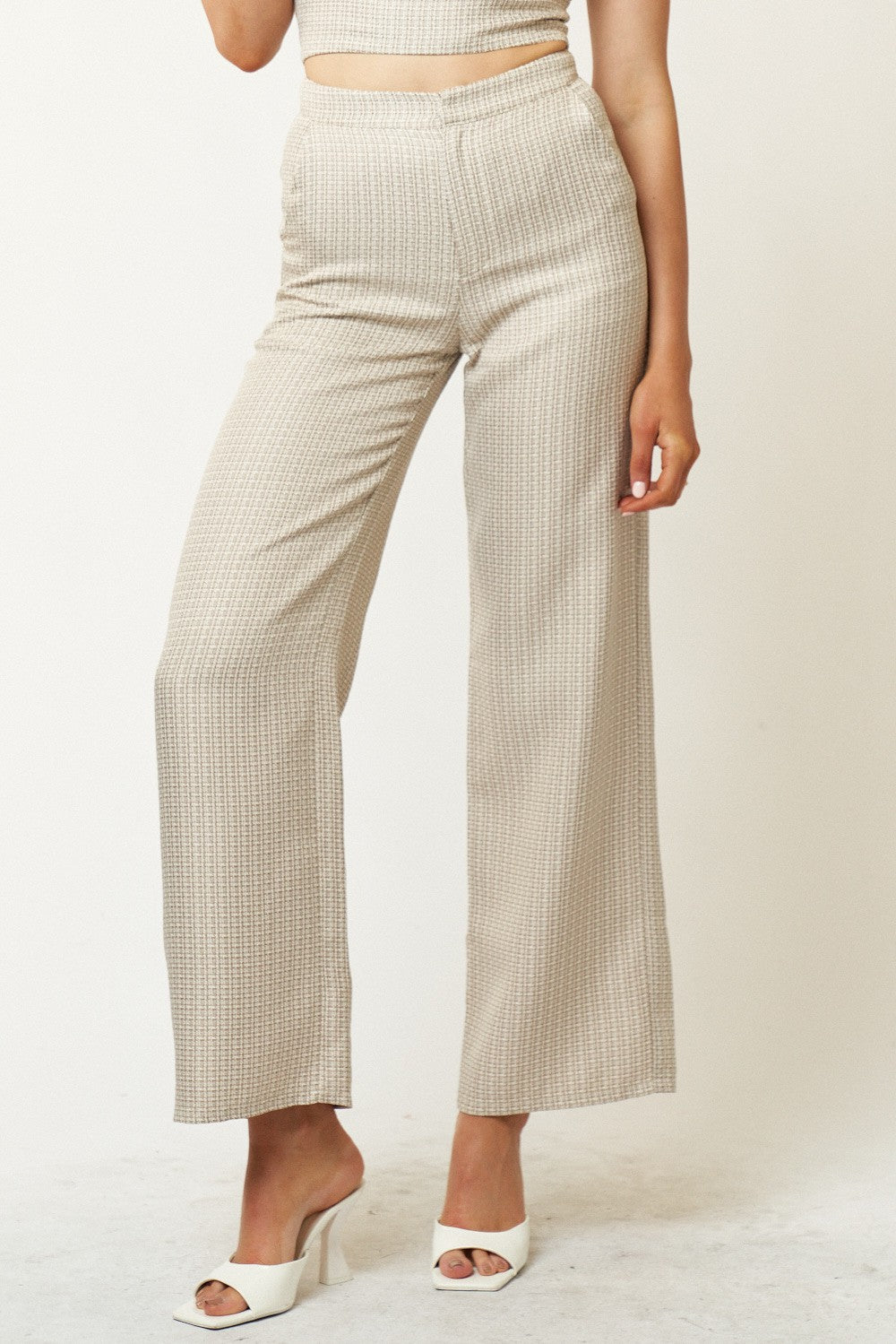 Nia Pant