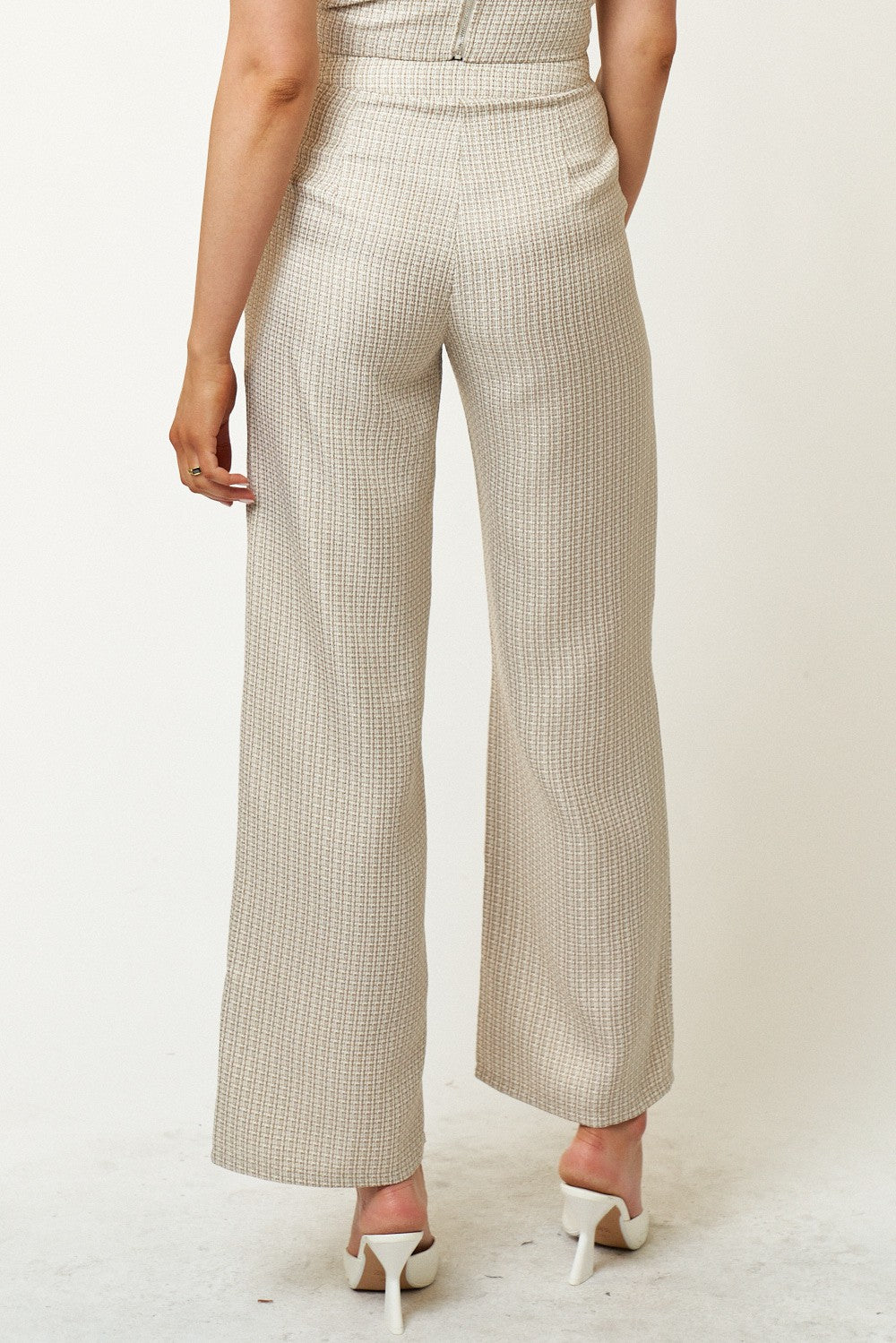 Nia Pant