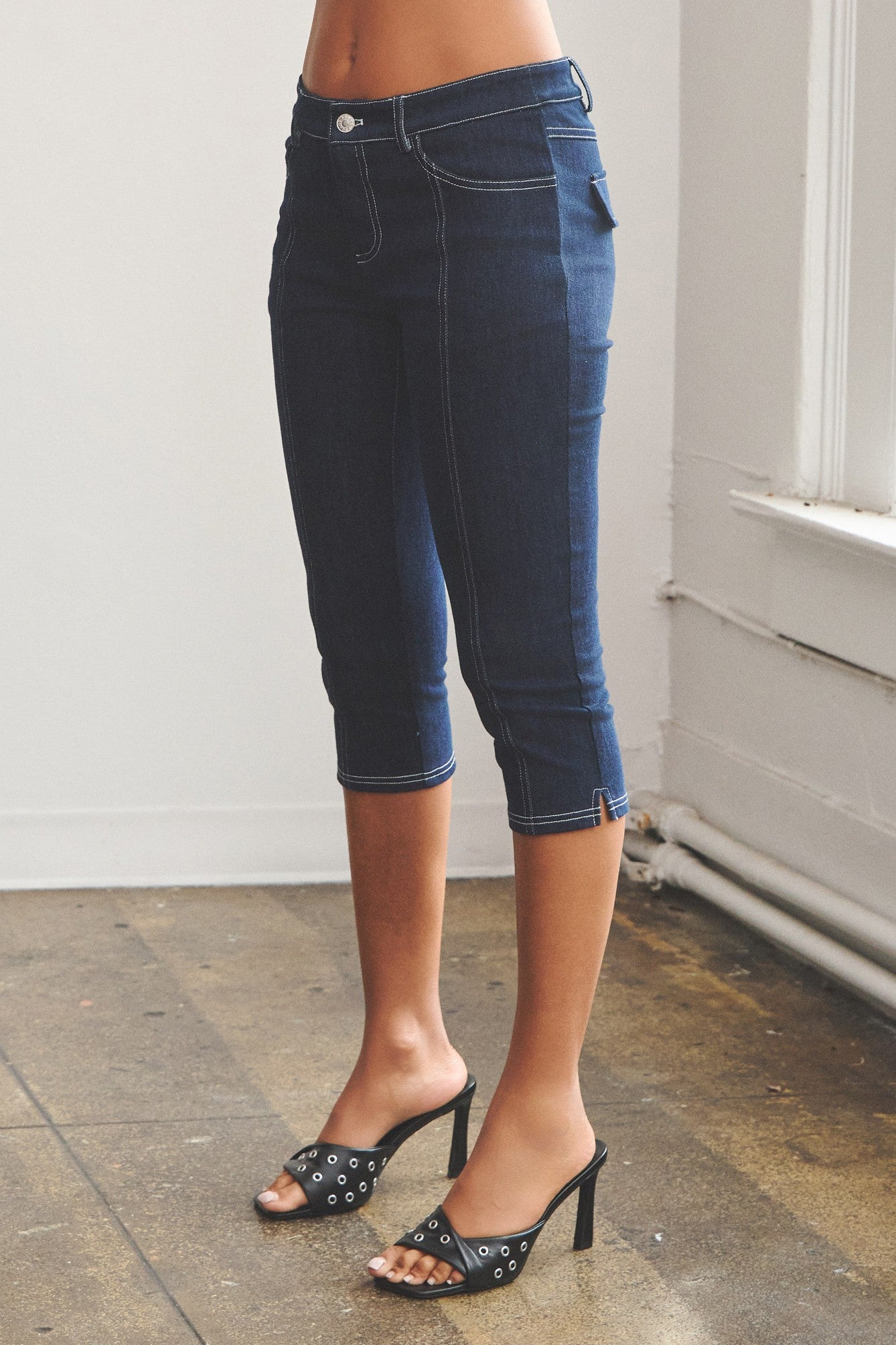 Liv Capri Pant