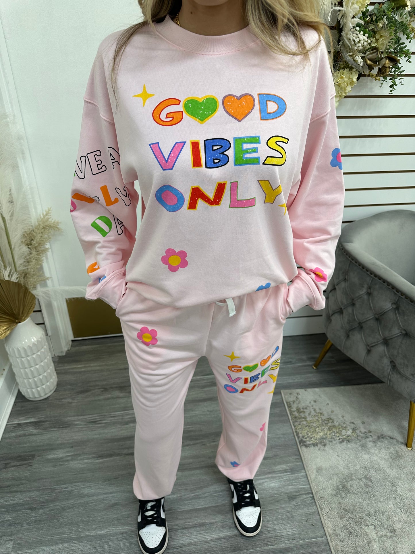 GOOD VIBES ONLY Sweatpant