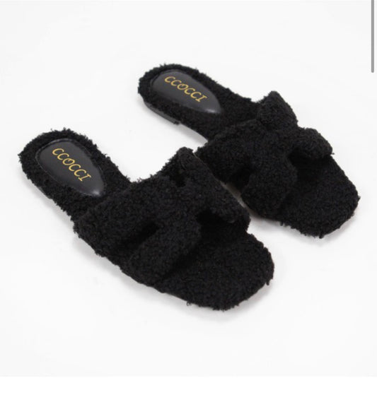 Sherpa Slipper
