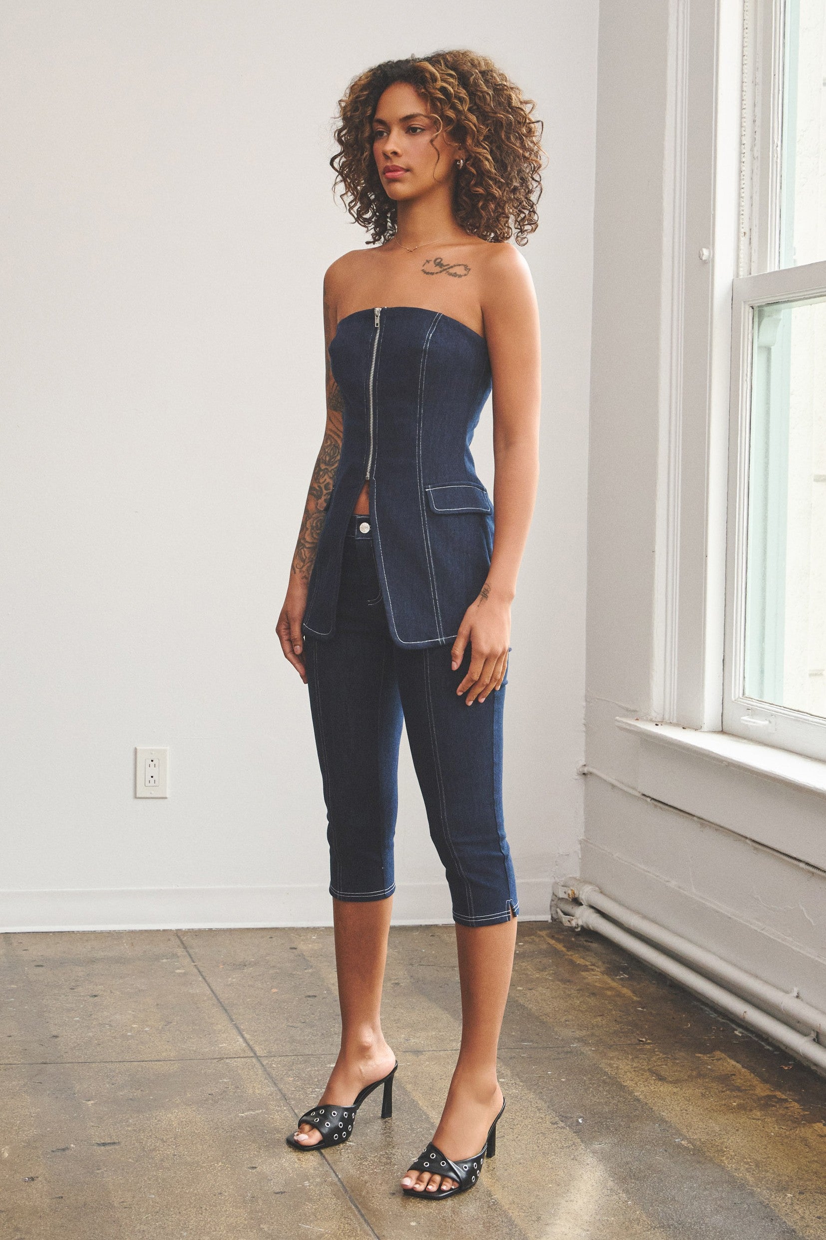 Liv Capri Pant