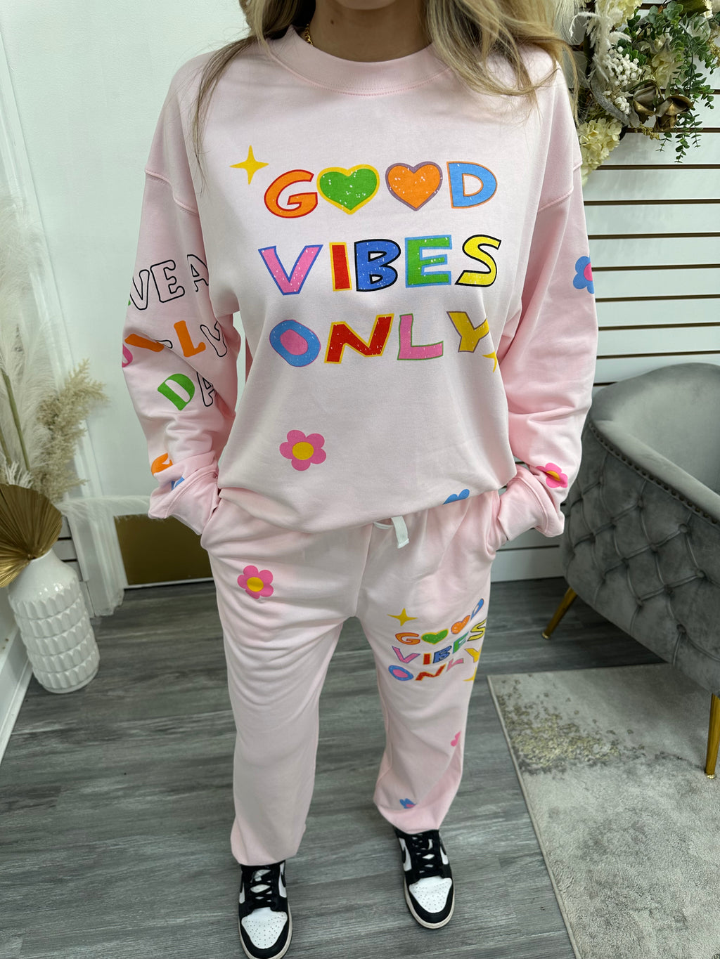 GOOD VIBES ONLY Sweatpant