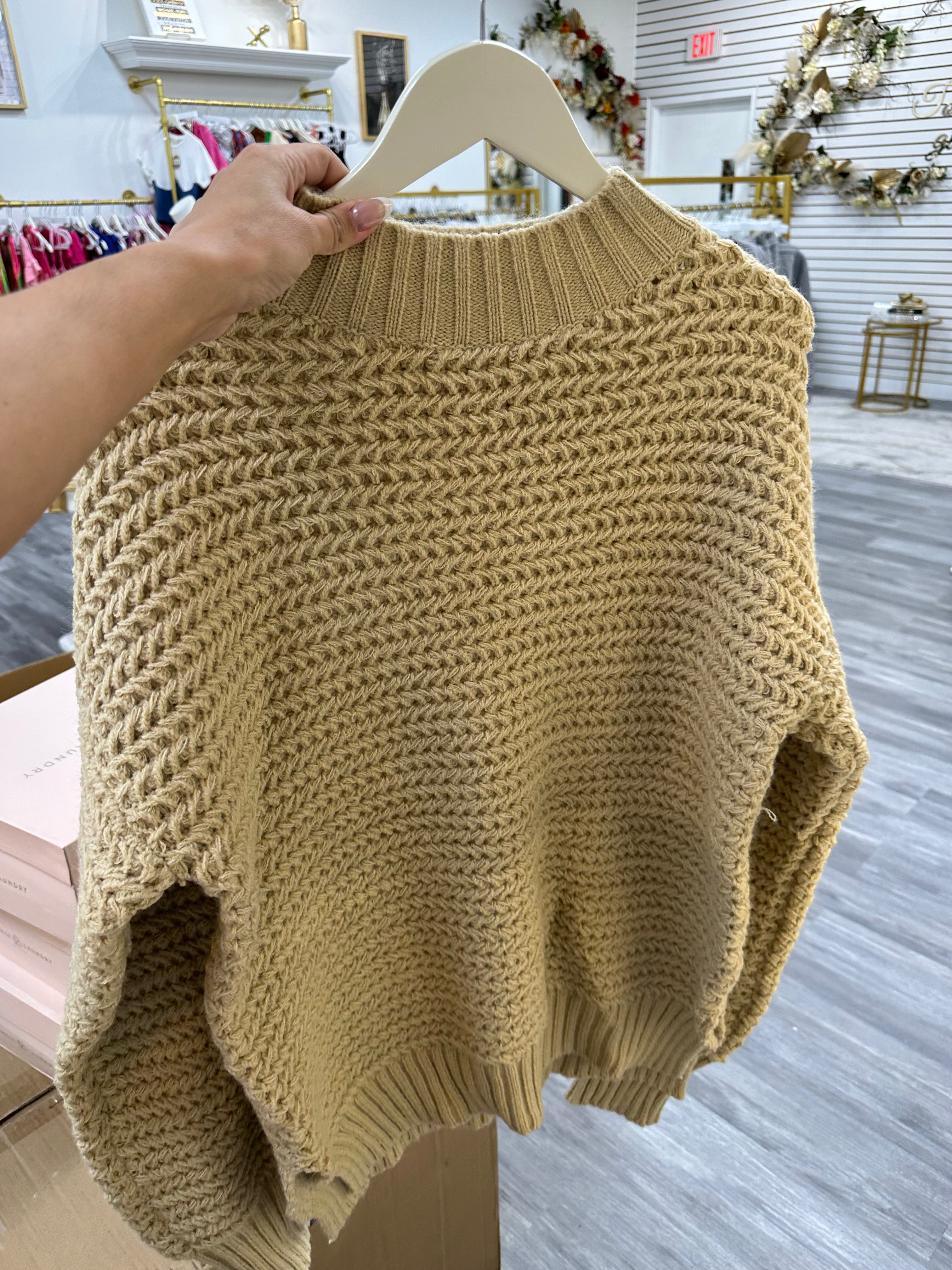 BEIGE SWEATER