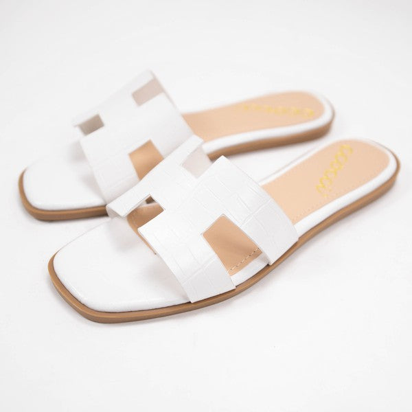 Shea Sandal