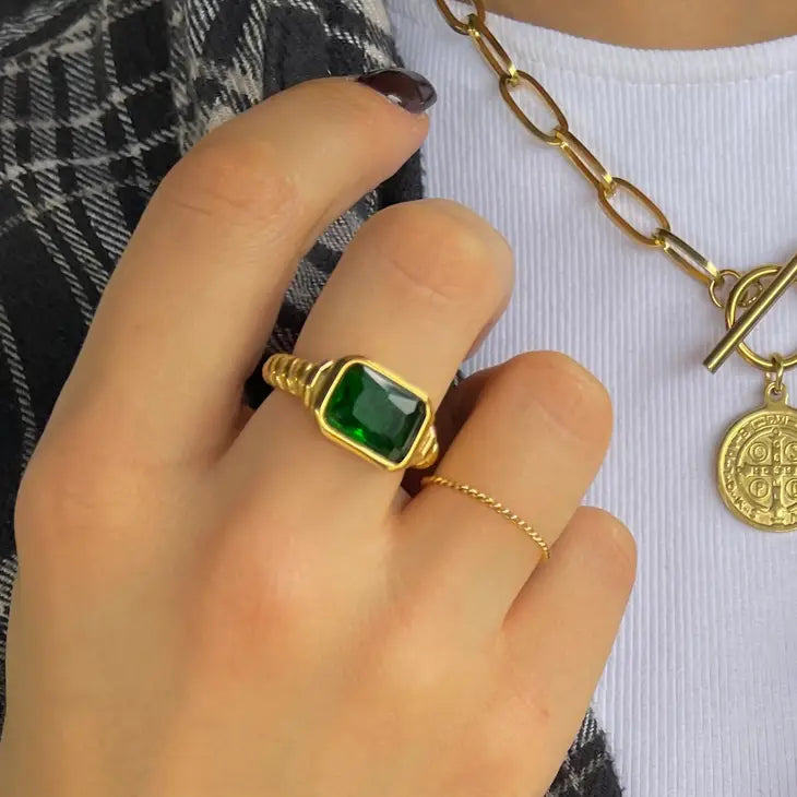 Braided Emerald Gem Ring
